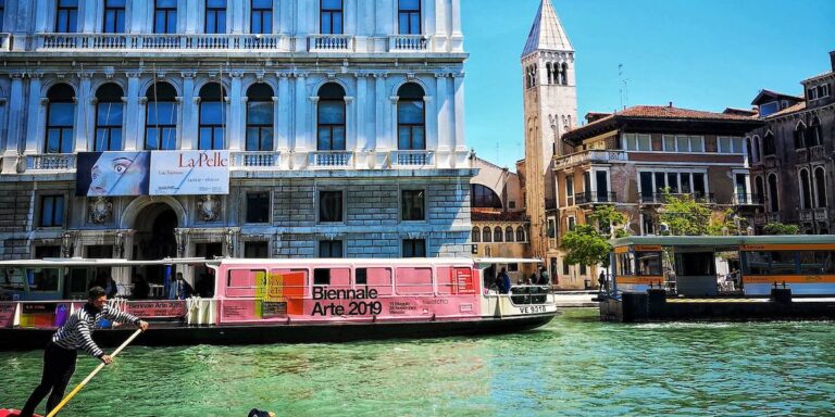palazzo grassi, located on the water's edge