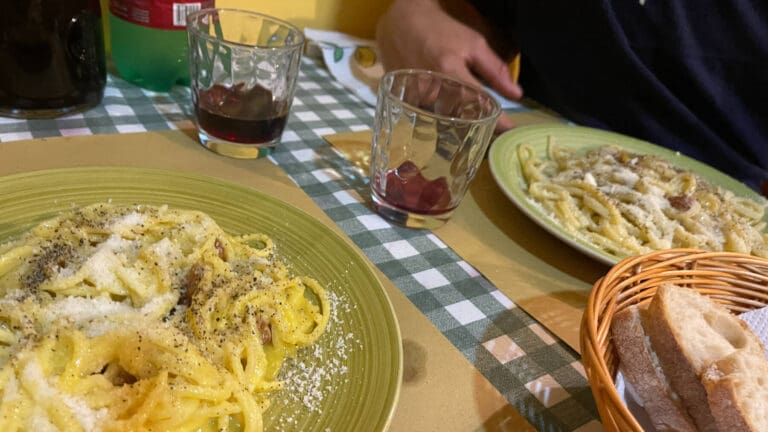 Carbonara, always a winning choice in Rome