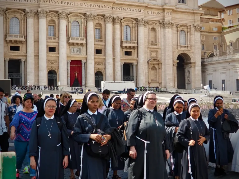 nuns awaiting a mass in saint peter's square in the vatican