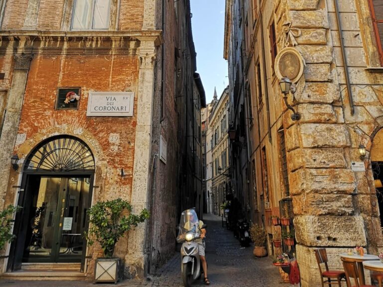 via dei coronari in rome