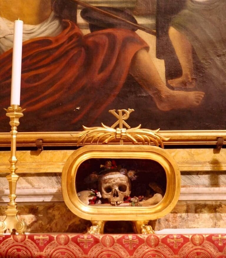 the skull of saint valentine in rome