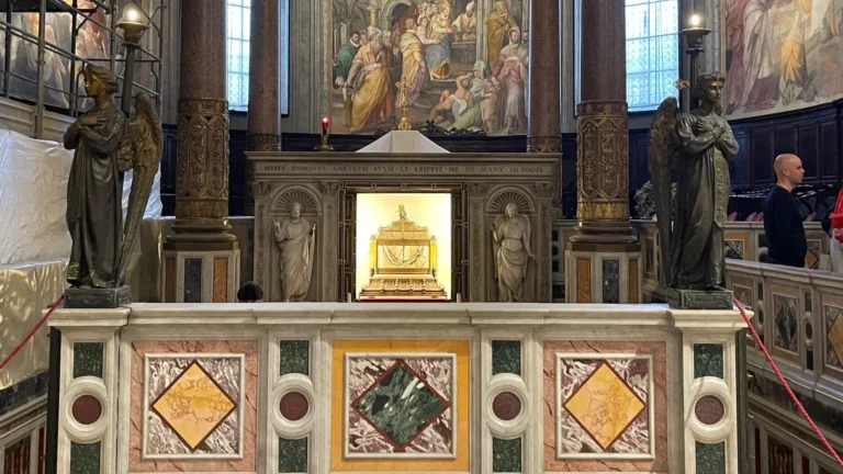 the chains of st peter in rome's san pietro in vincoli